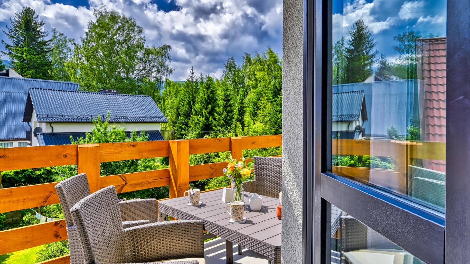 Apartamenty Dwupoziomowe Karkonoskie Kolory By Royal Aparts Karpacz Exterior photo